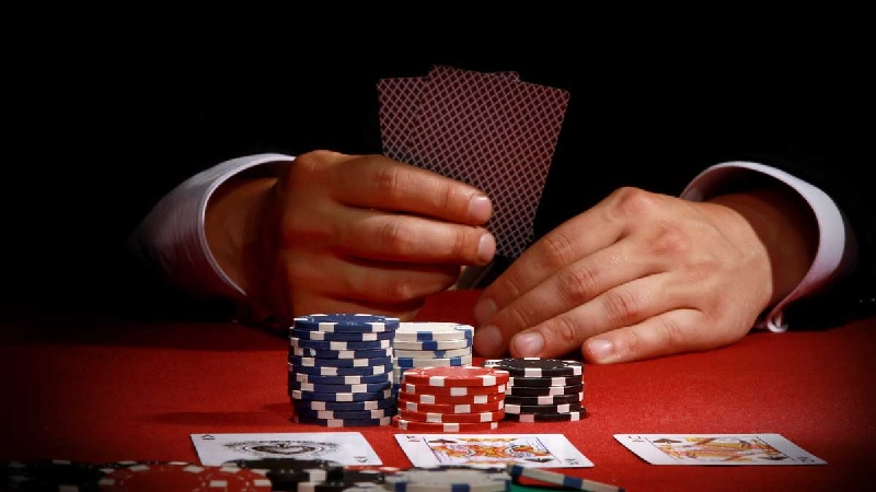 Tố ảo trong Poker